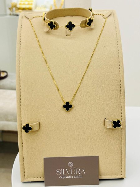 طقم فانكليف اسود